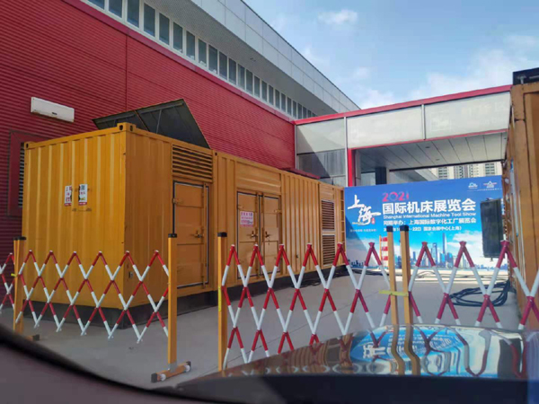 绥德发电车出租-发电机无电压或电压太低怎么办？