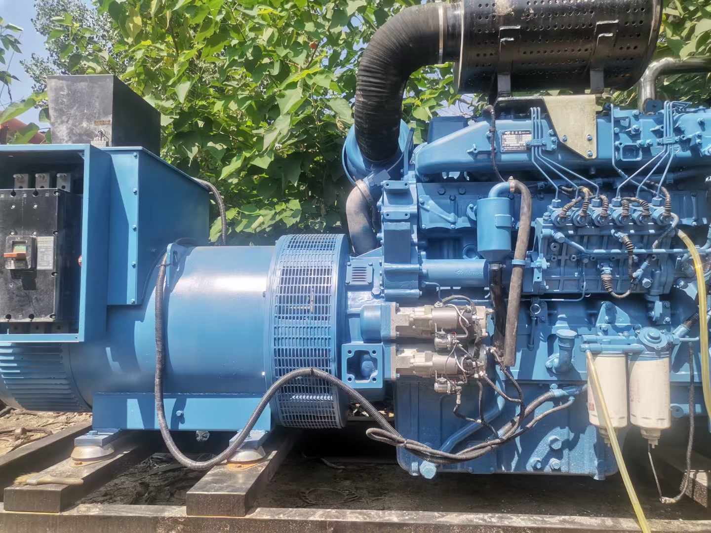 绥德详细说明降低 800kW 柴油发电机输出电流波动的方法