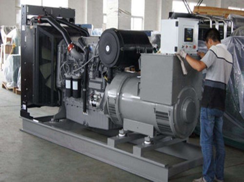 绥德柴油发电机空气滤清器堵塞会对发电机组产生哪些影响？