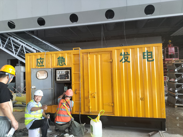 绥德怎样判断空气滤清器是否需要更换？